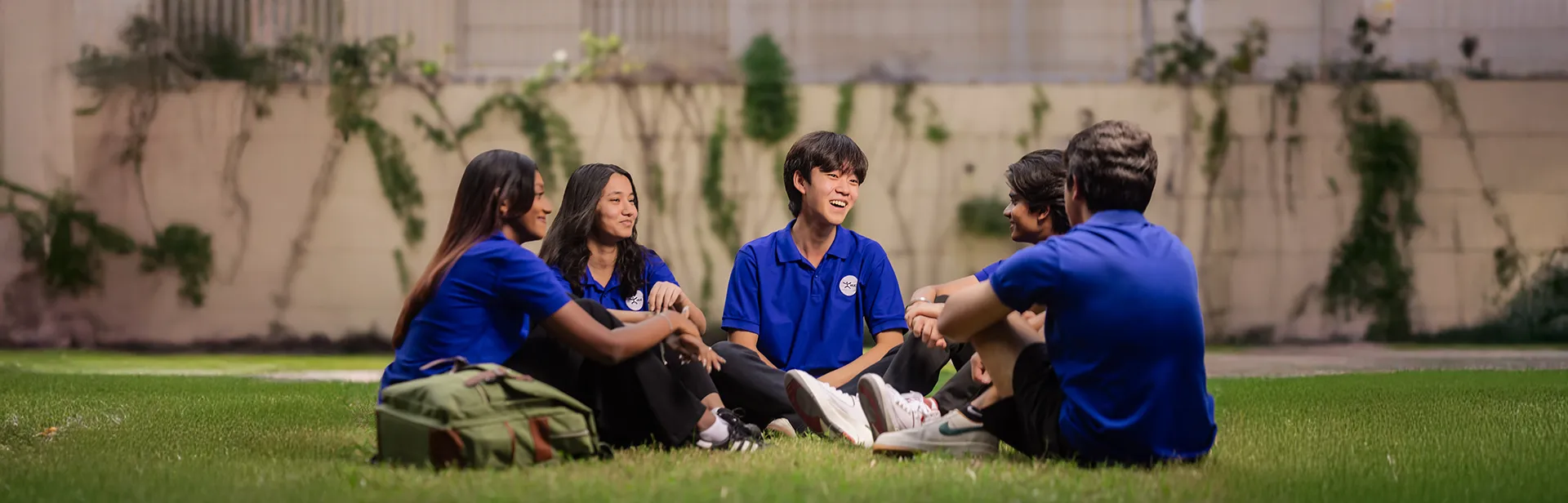 Students at HUS